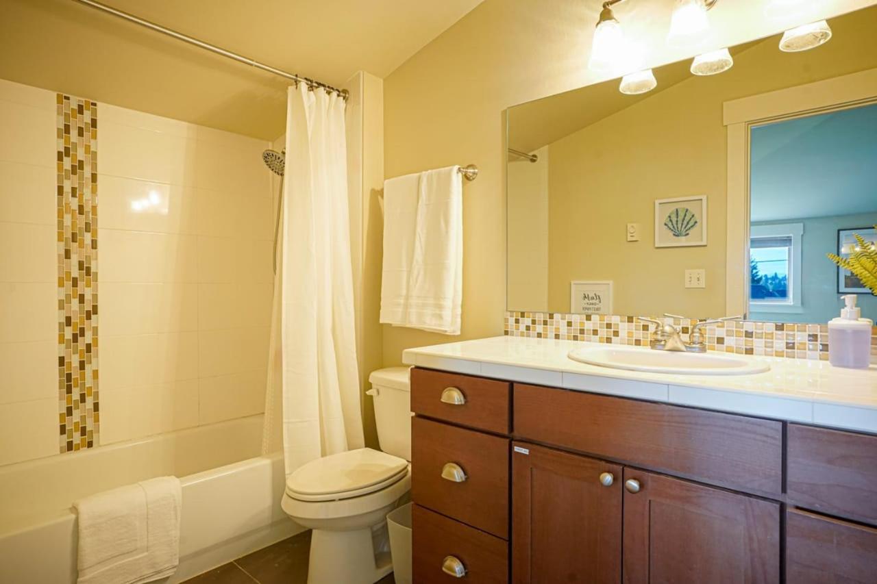 Stylish North Seattle Townhouse- Dual Master Suites Exterior foto
