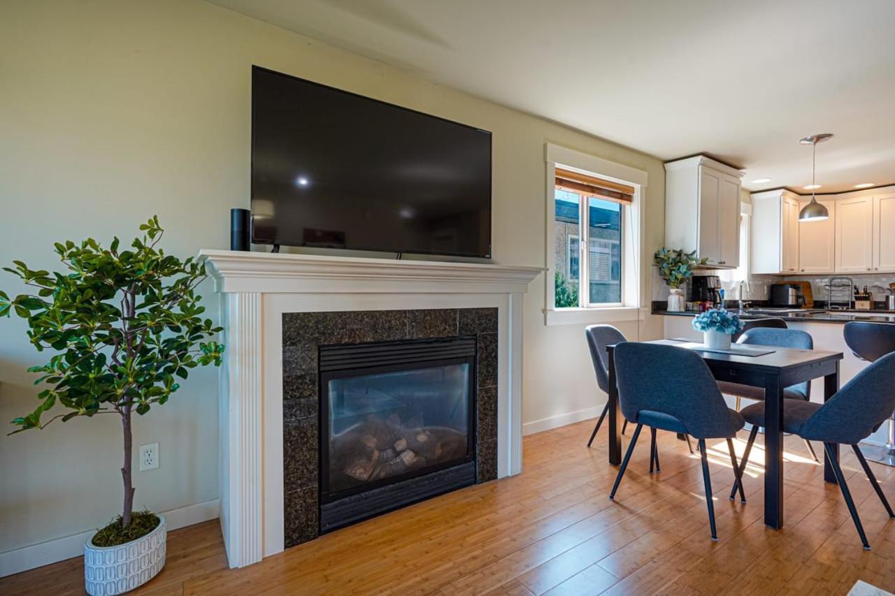 Stylish North Seattle Townhouse- Dual Master Suites Exterior foto