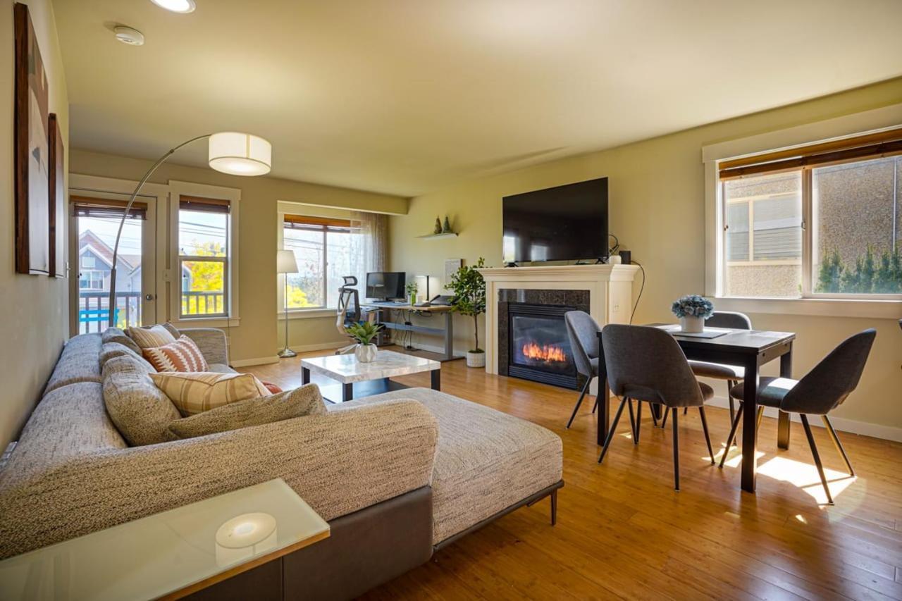 Stylish North Seattle Townhouse- Dual Master Suites Exterior foto